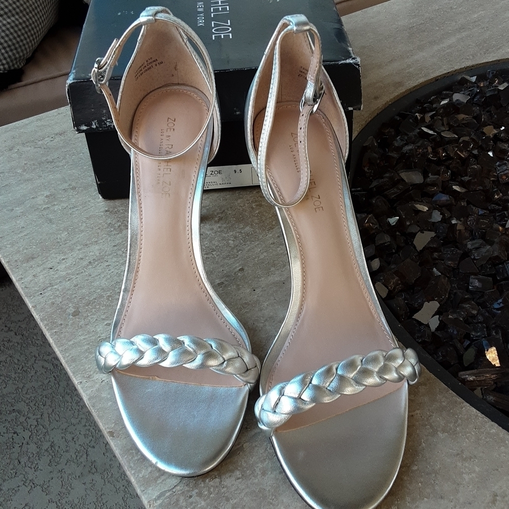 Zoe by Rachel Zoe silver 4 inch heels size 9 1/2